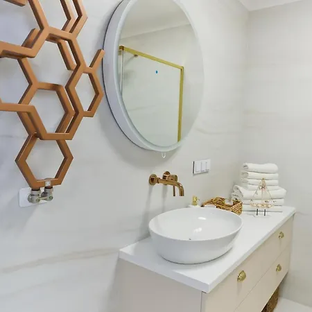 M&k Sailors Golden Yacht, - Wyspa Sobieszewska Apartment *