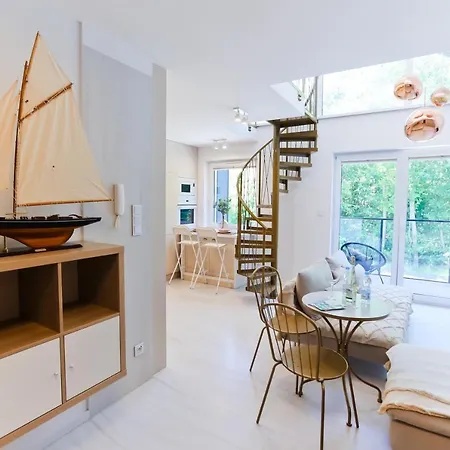 M&k Sailors Golden Yacht, - Wyspa Sobieszewska