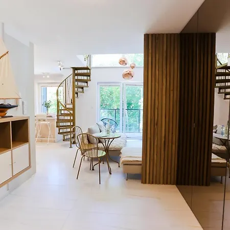 M&k Sailors Golden Yacht, - Wyspa Sobieszewska Apartment