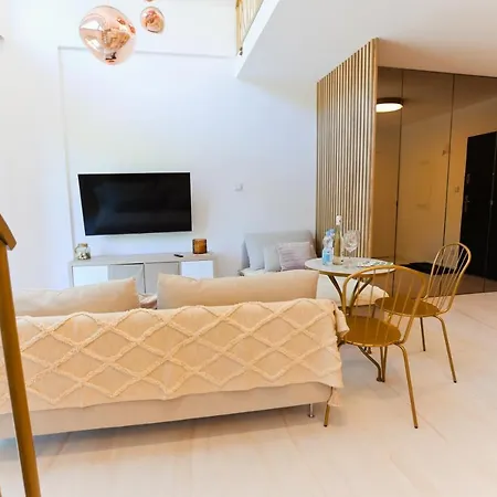 M&k Sailors Golden Yacht, - Wyspa Sobieszewska Apartment